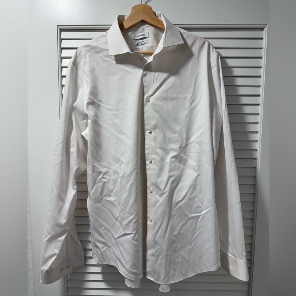 Calvin Klein Men's Infinite White Dress Shirt Size L